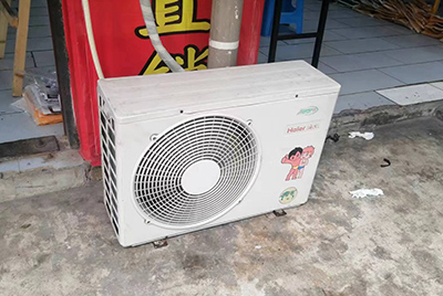 东河空调突然不制冷只吹自然风怎么办？